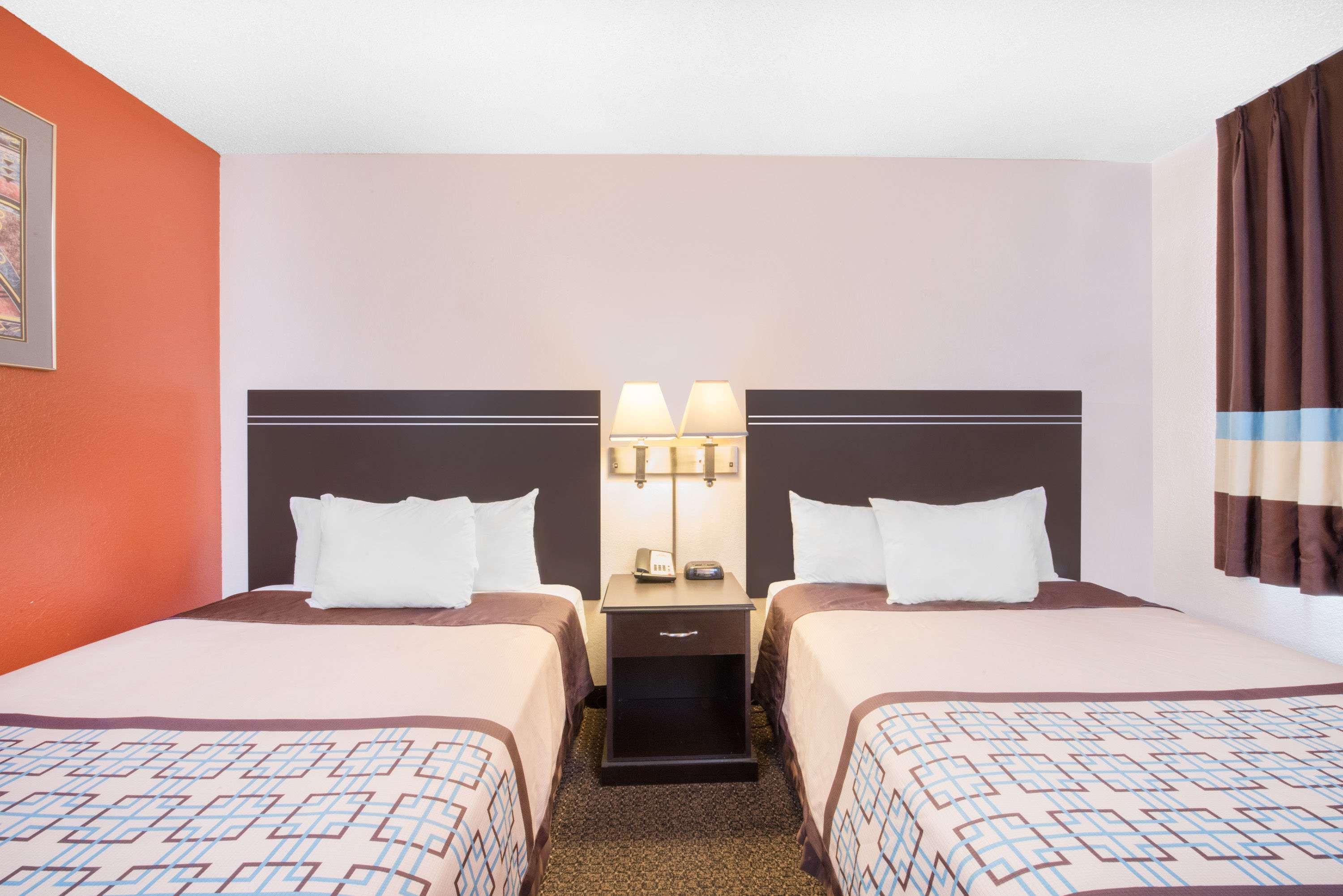 Days Inn By Wyndham Hobbs Exteriér fotografie